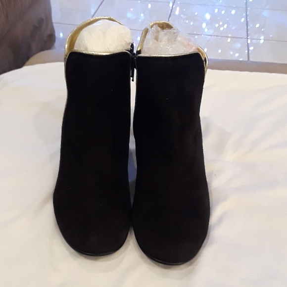 Lashy black suede bottled, size 9 - Picture 2 of 8